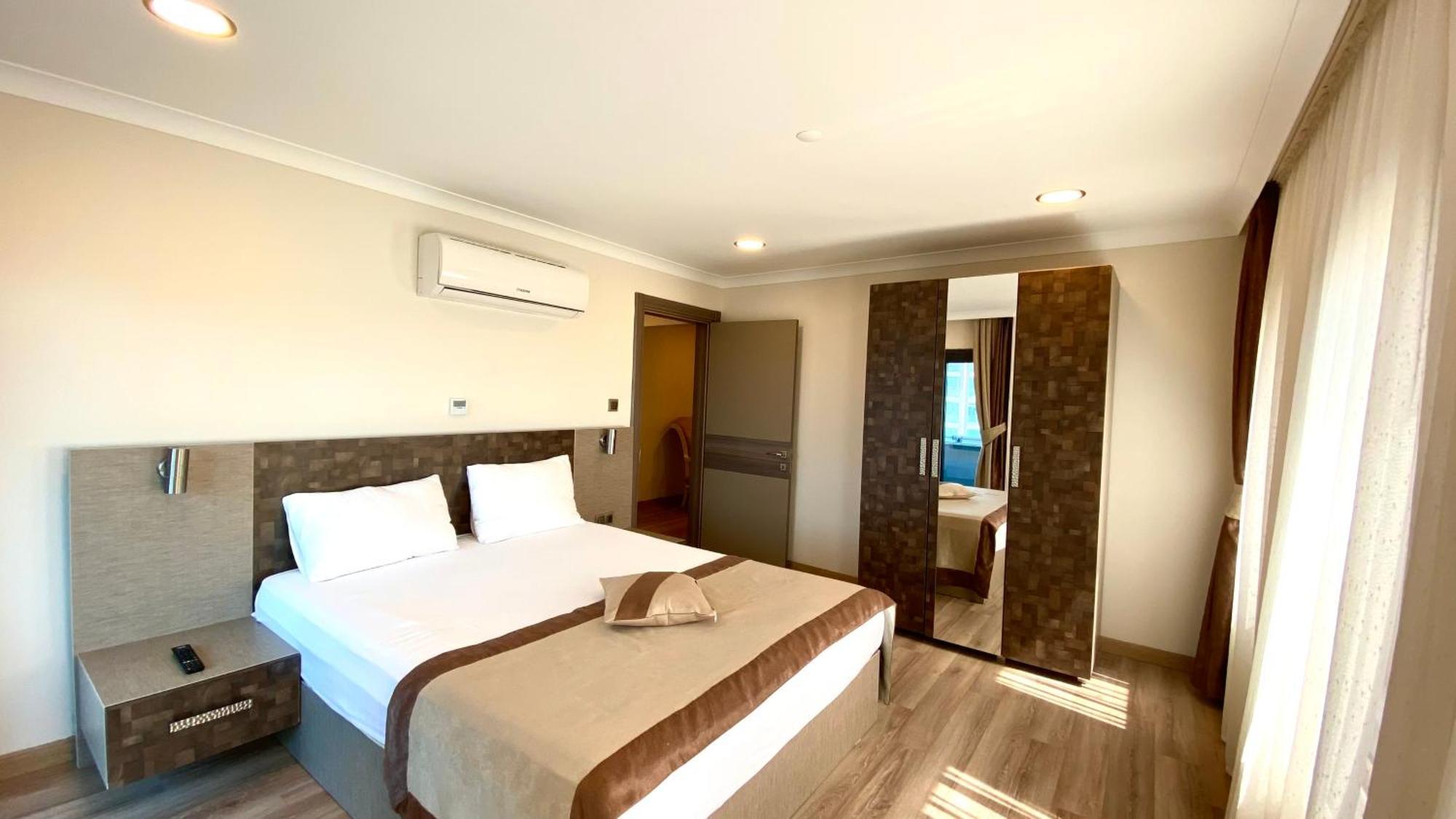 Of Caykent Suites Deluxe Hotel מראה חיצוני תמונה